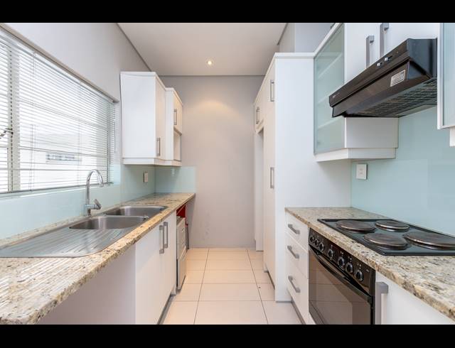 1 BEDROOM APARTMENT TO LET IN CAPE TOWN CITY CENTRE